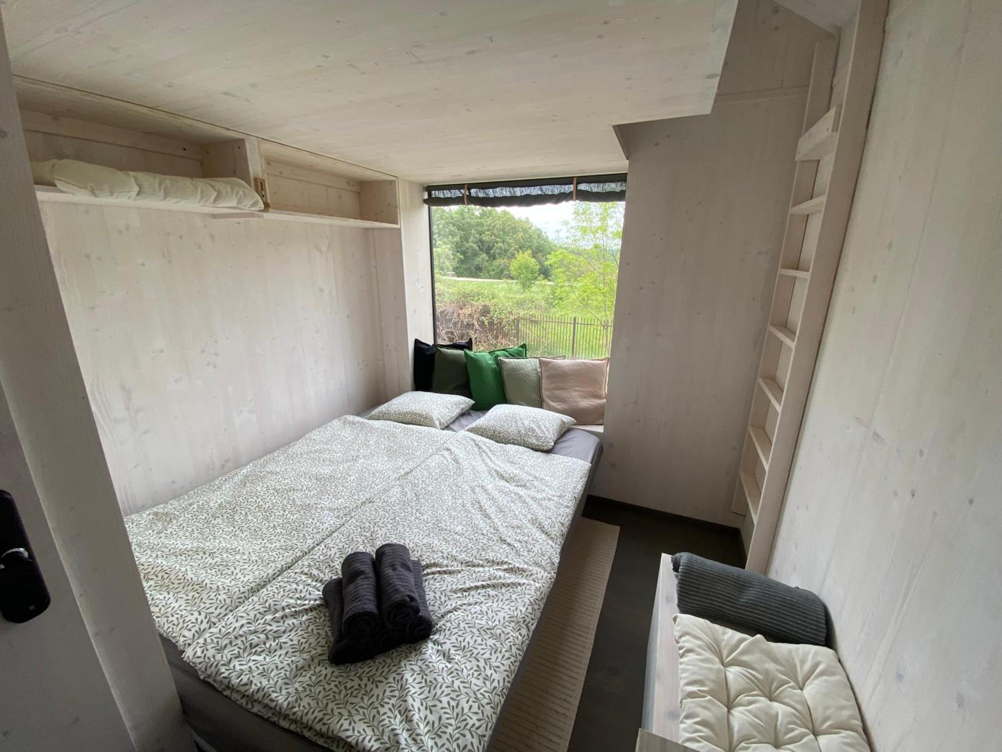 Prague Camping Dzban Eksteriør billede